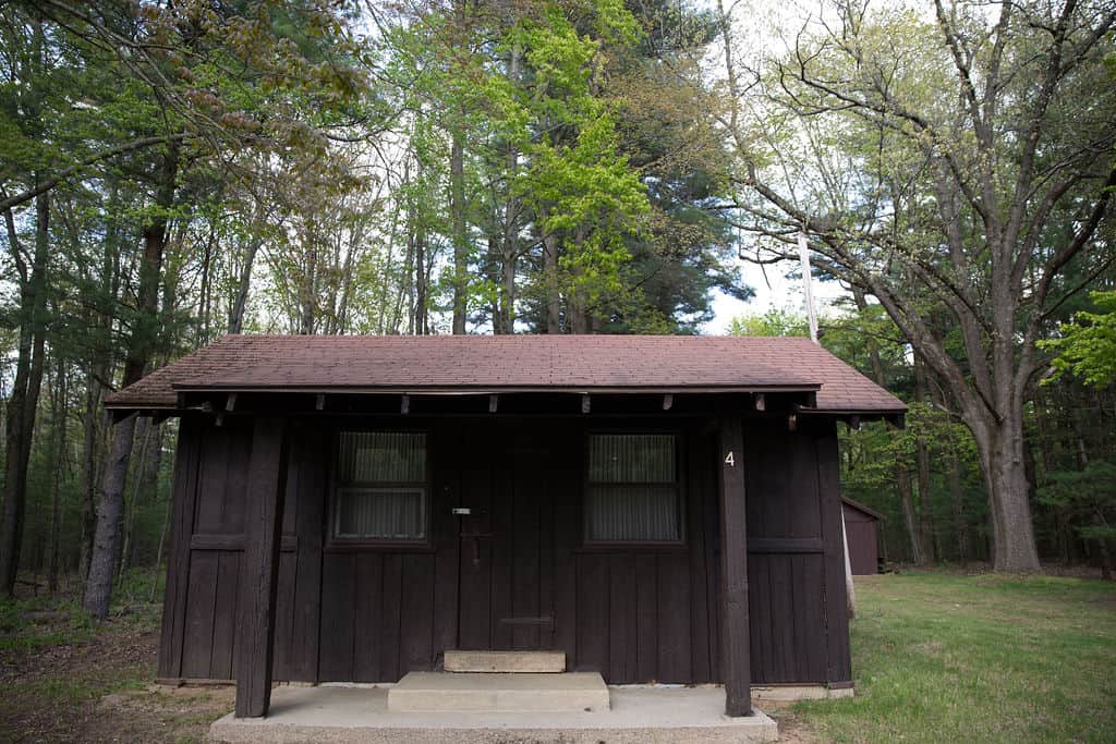 Cabin 4 - Hill Side