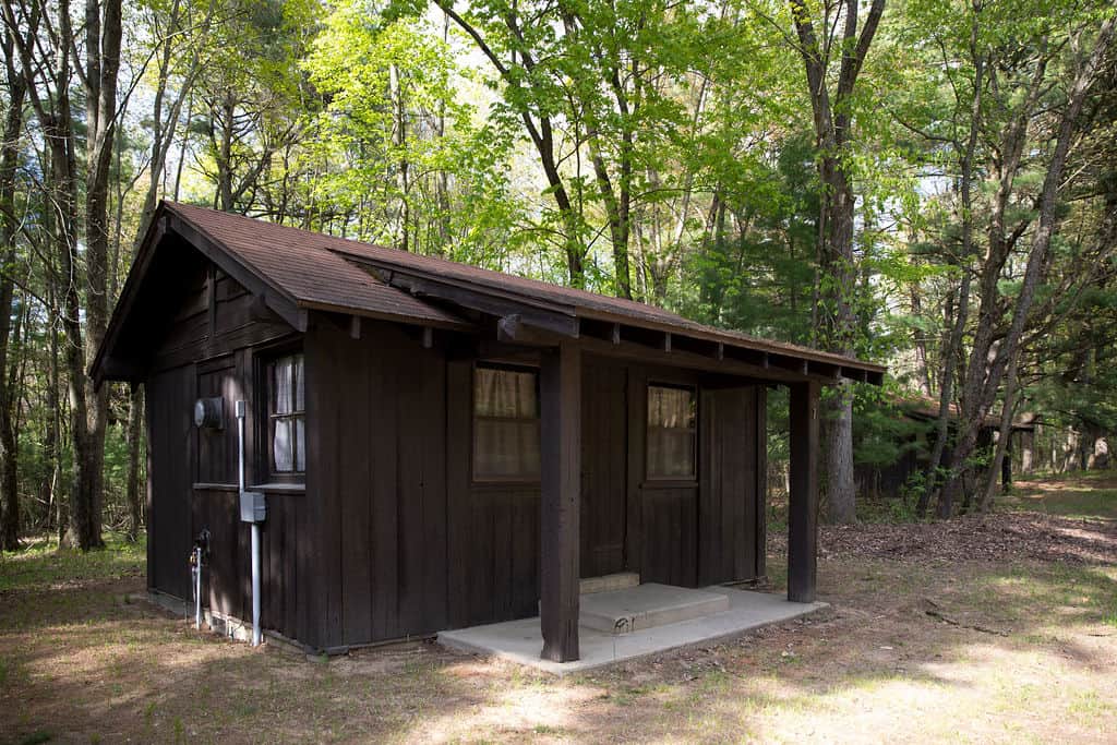 Cabin 7 - Hill Side